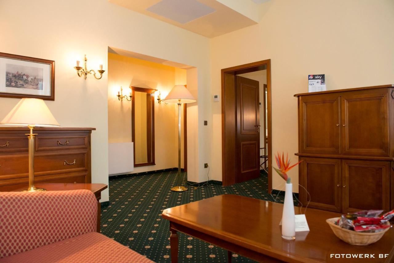 Schlosshotel Schkopau Dış mekan fotoğraf
