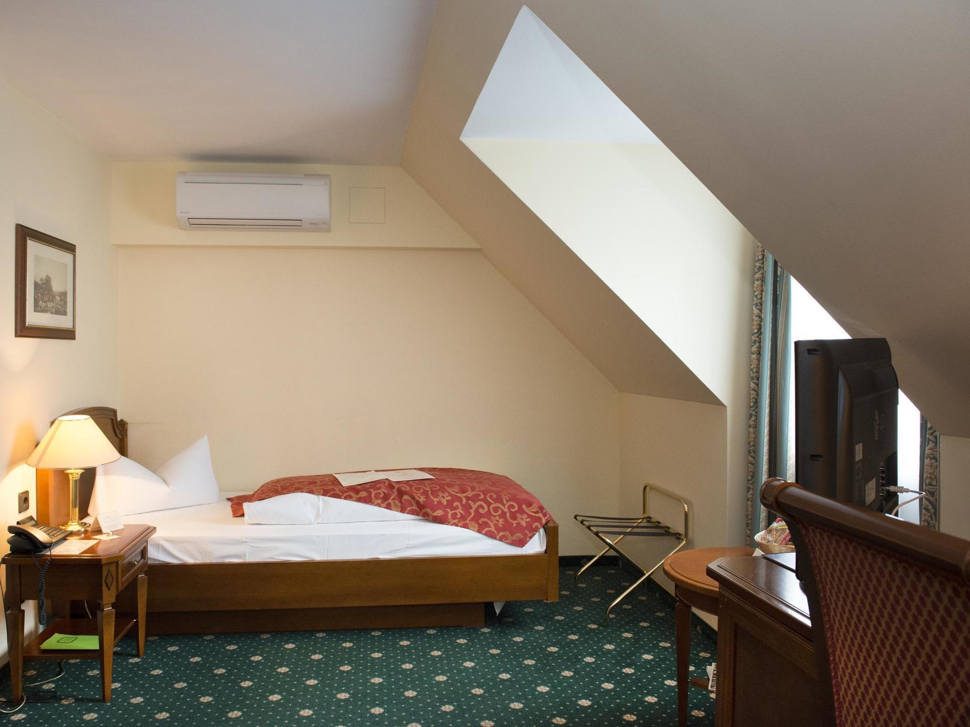 Schlosshotel Schkopau Dış mekan fotoğraf