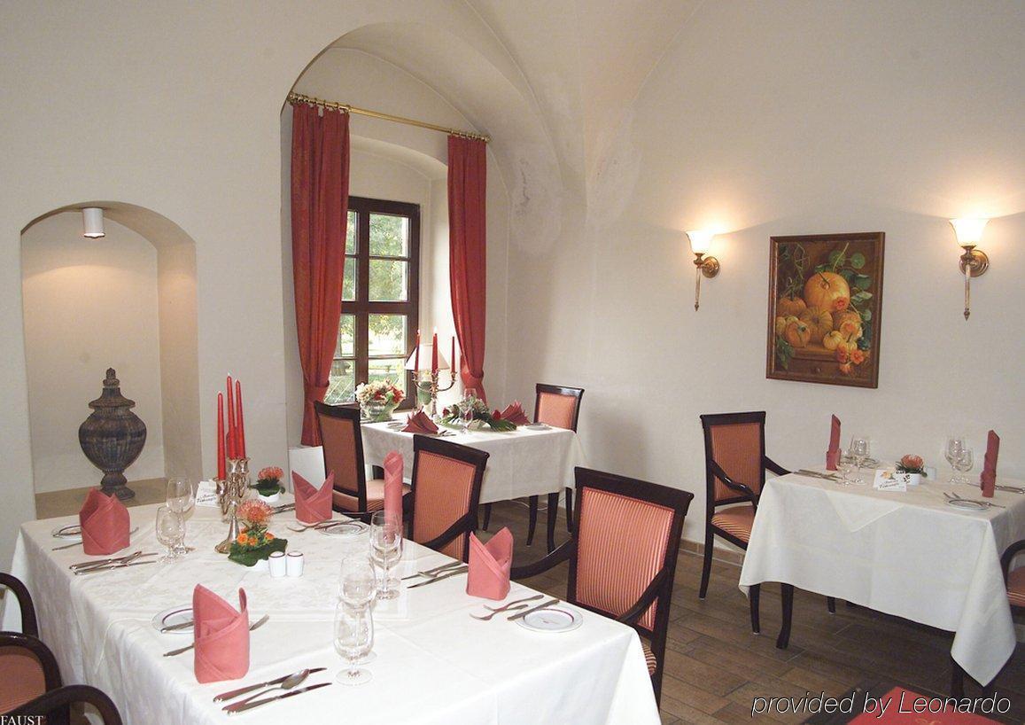 Schlosshotel Schkopau Dış mekan fotoğraf