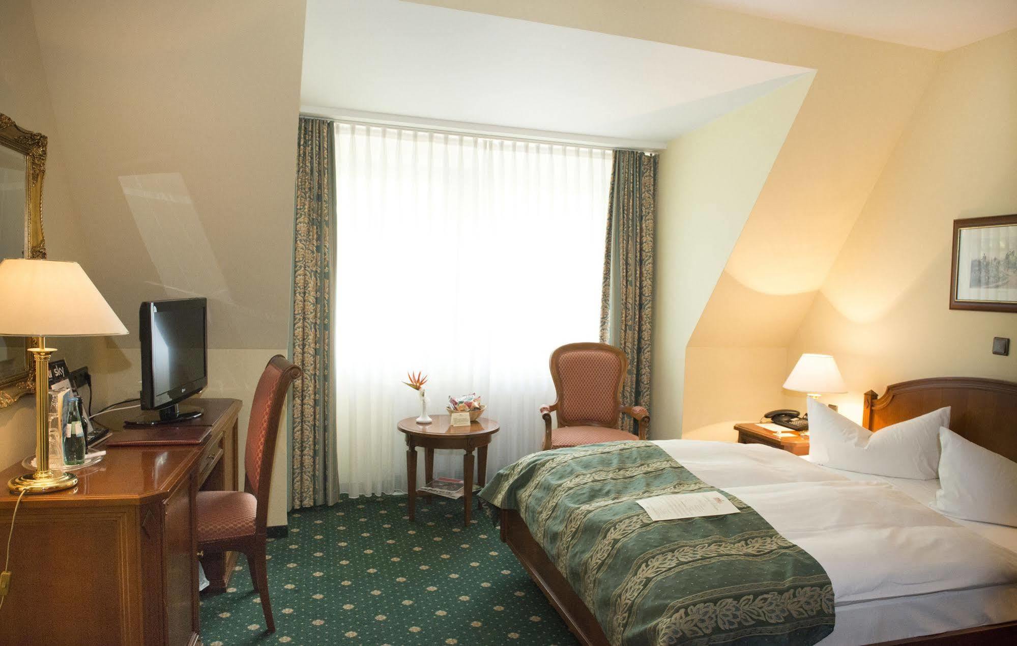 Schlosshotel Schkopau Dış mekan fotoğraf