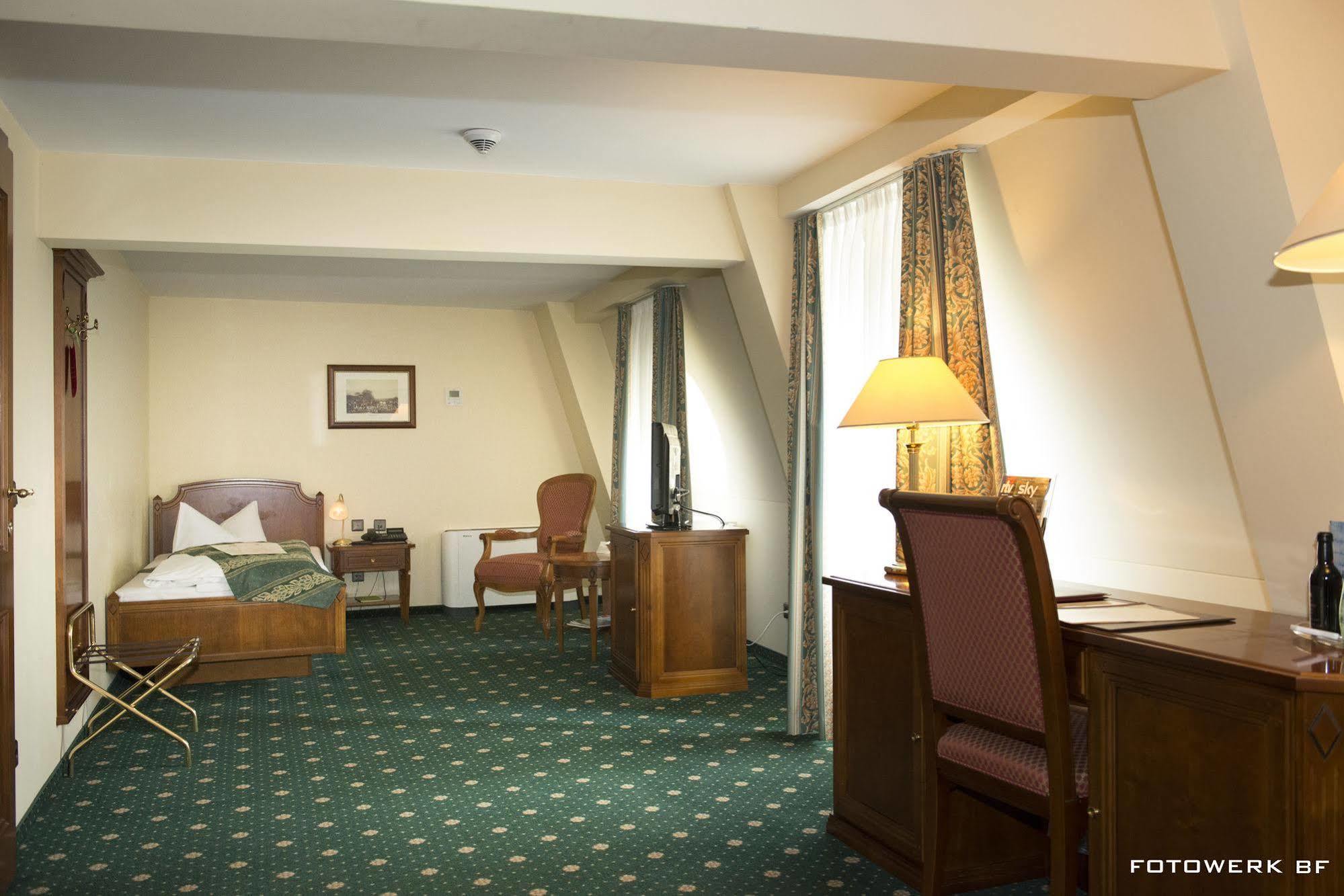 Schlosshotel Schkopau Dış mekan fotoğraf